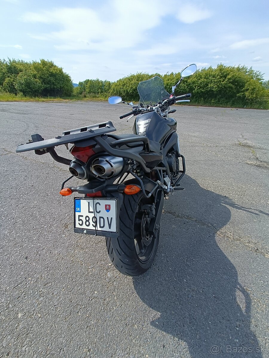 Yamaha fz6 - 5