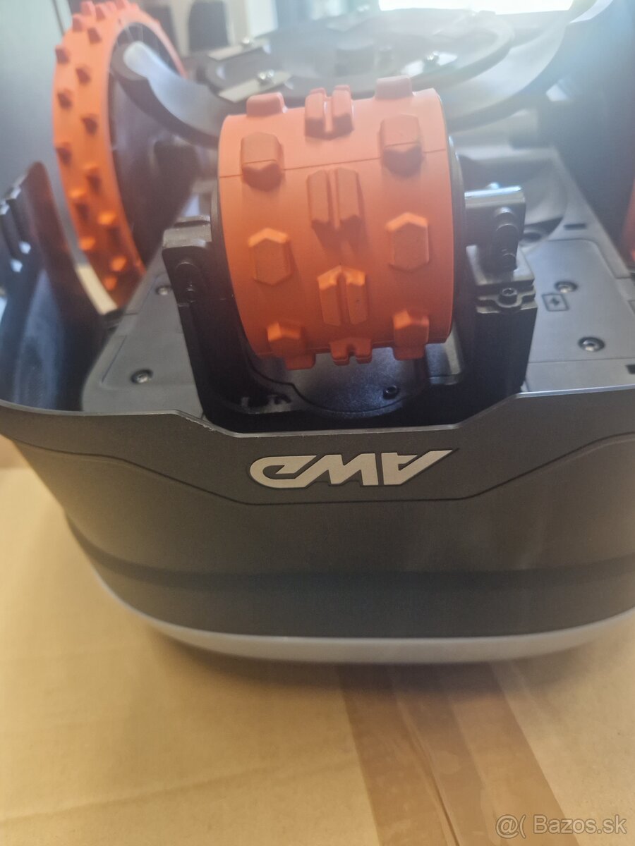 Roboticka kosacka segway i205 awd - 5