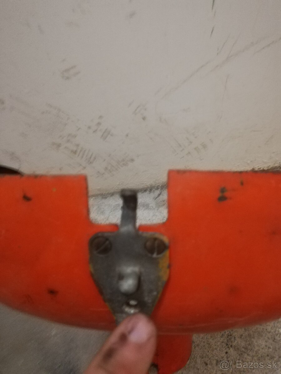 Predám vrchný plech bruško na jawu pionier 50 typ 20 - 5