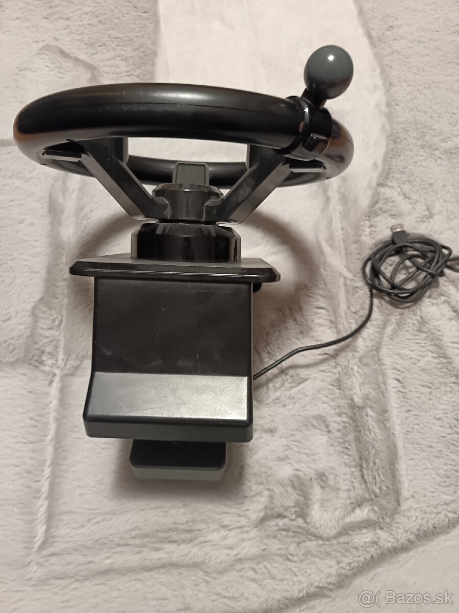 Herný volant saitek - 5