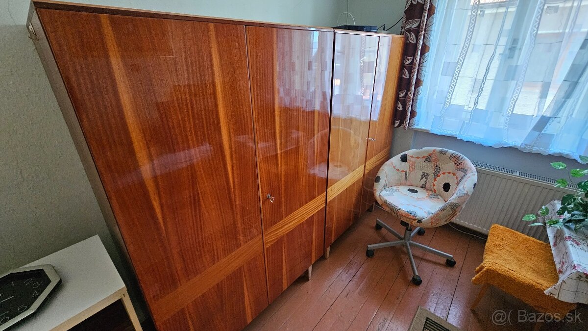 Darujem nabytok / skrine / kuchyna - 5