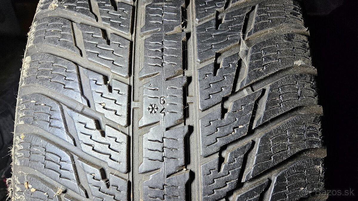 NOKIAN. 255 55 r19 - 5