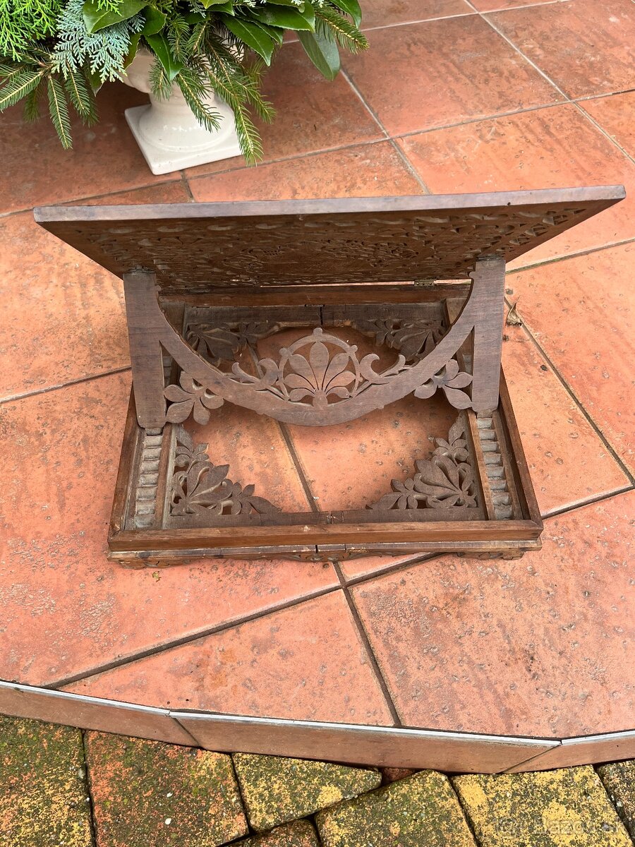 Drevený stojan na knihy - 5