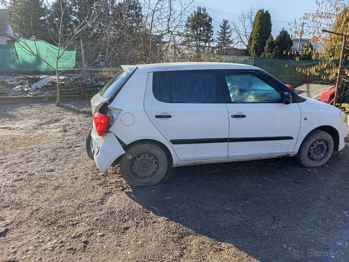 Škoda Fabia - 5