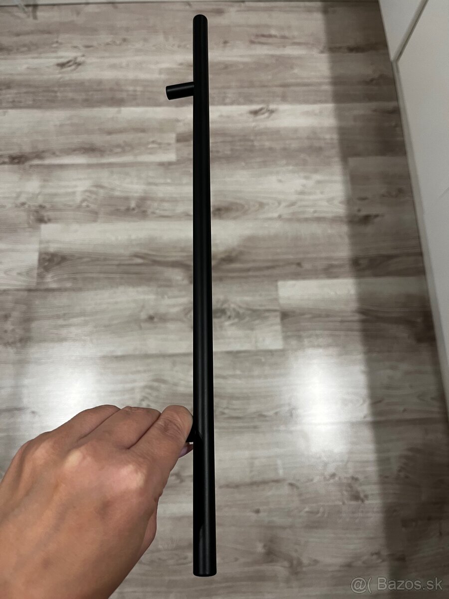 Uchytky na nábytok - 5