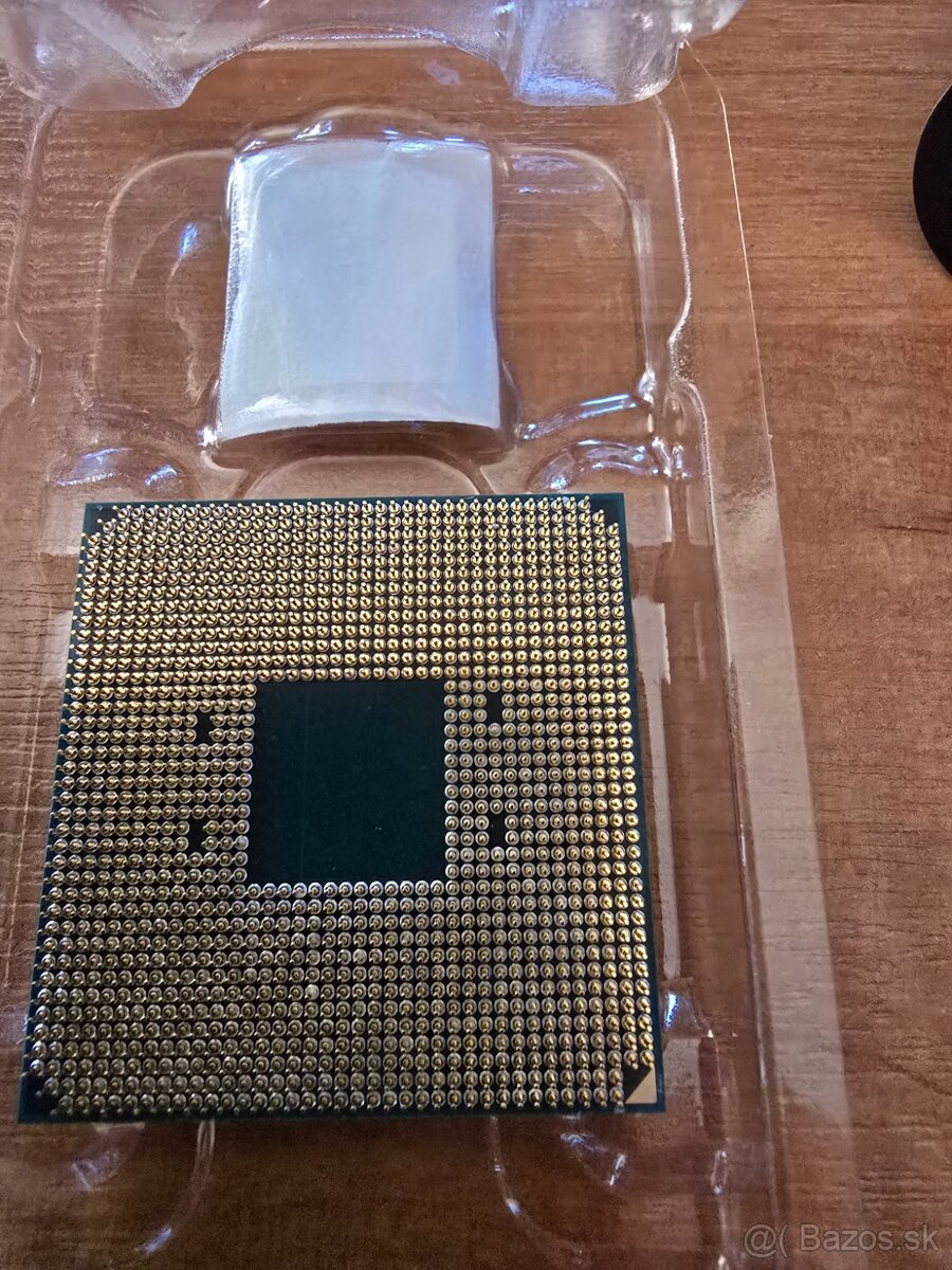 AMD Ryzen 7 3700x - 5