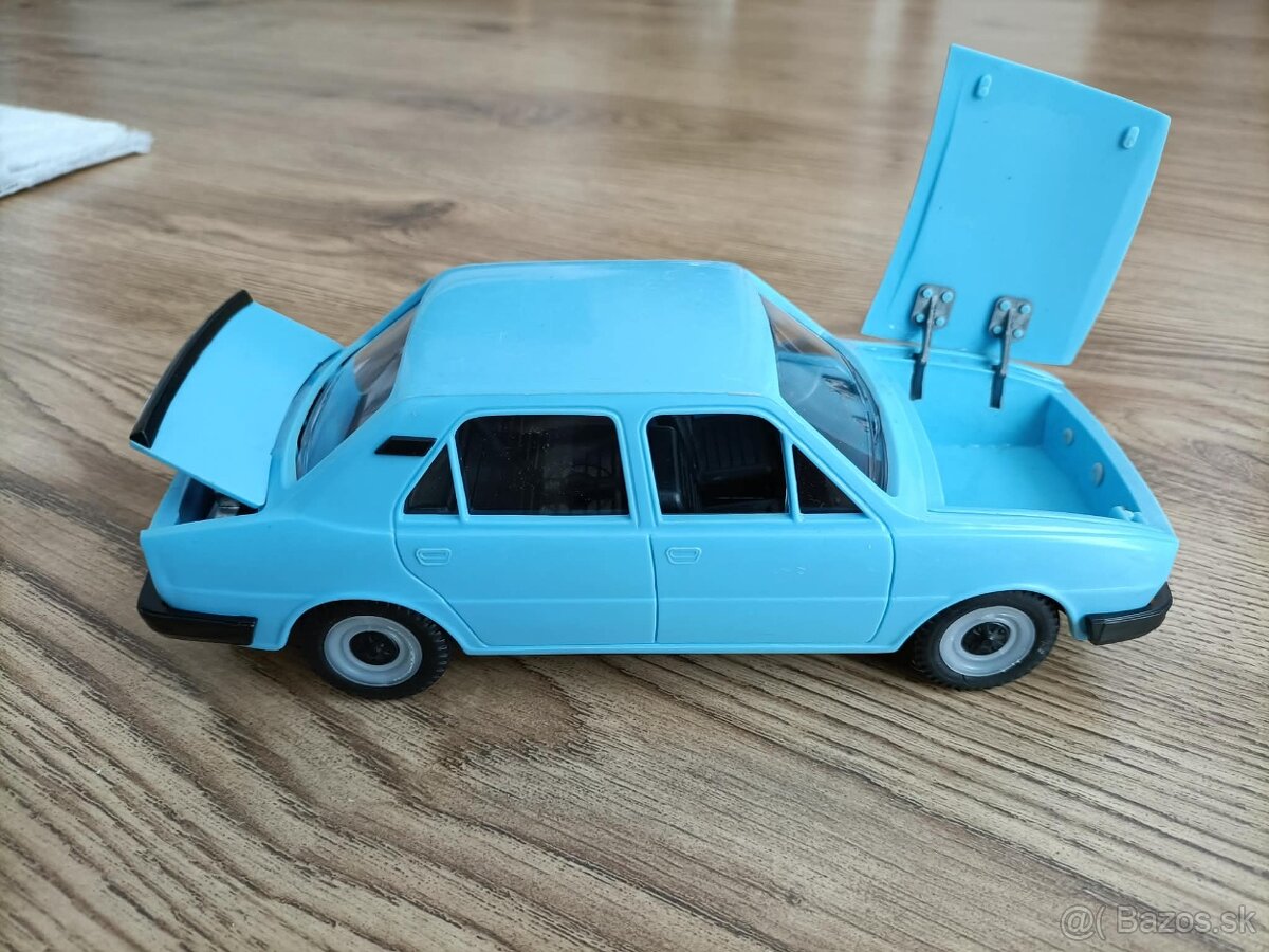 Skoda 120 kdn stare hracky - 5
