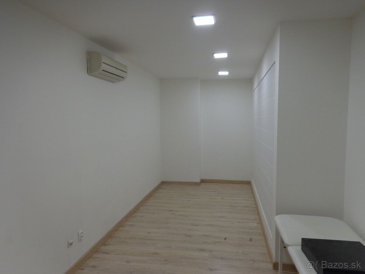 Prenájom - prevádzkový priestor 16-22 m2, Banská Bystrica, - 5