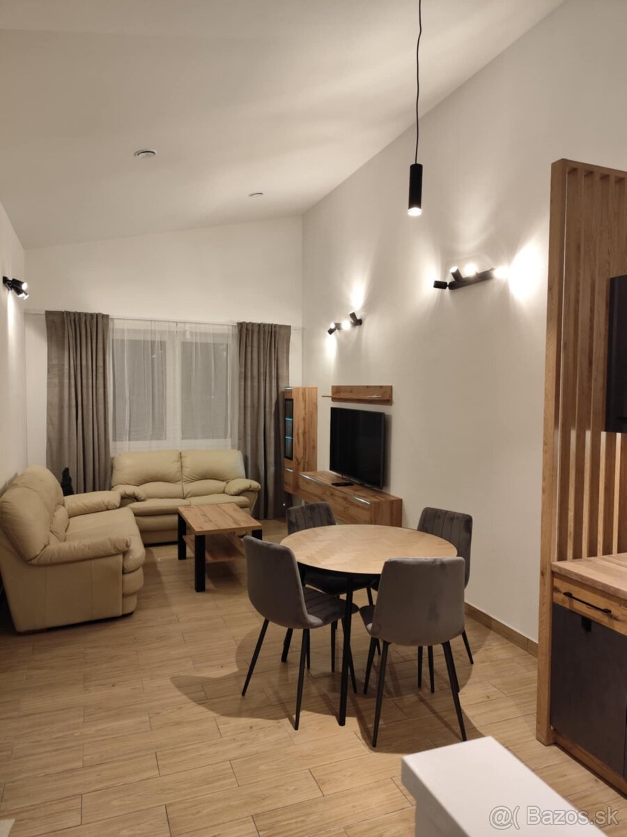 Pekný 3-izbový byt v tichej lokalite s terasou a parkovaním - 5