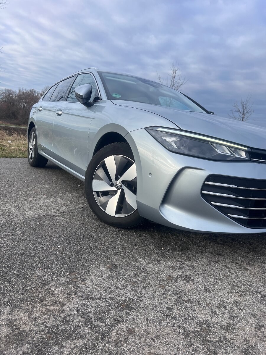 VOLKSWAGEN PASSAT VARIANT MODEL 2025 360 KAMERA / MŔTVY UHOL - 5