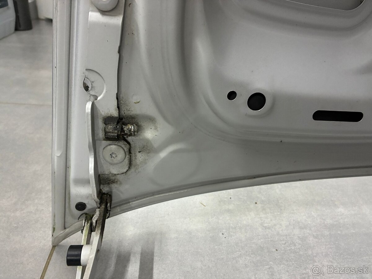 BMW E46 cabrio zadna kapota - 5