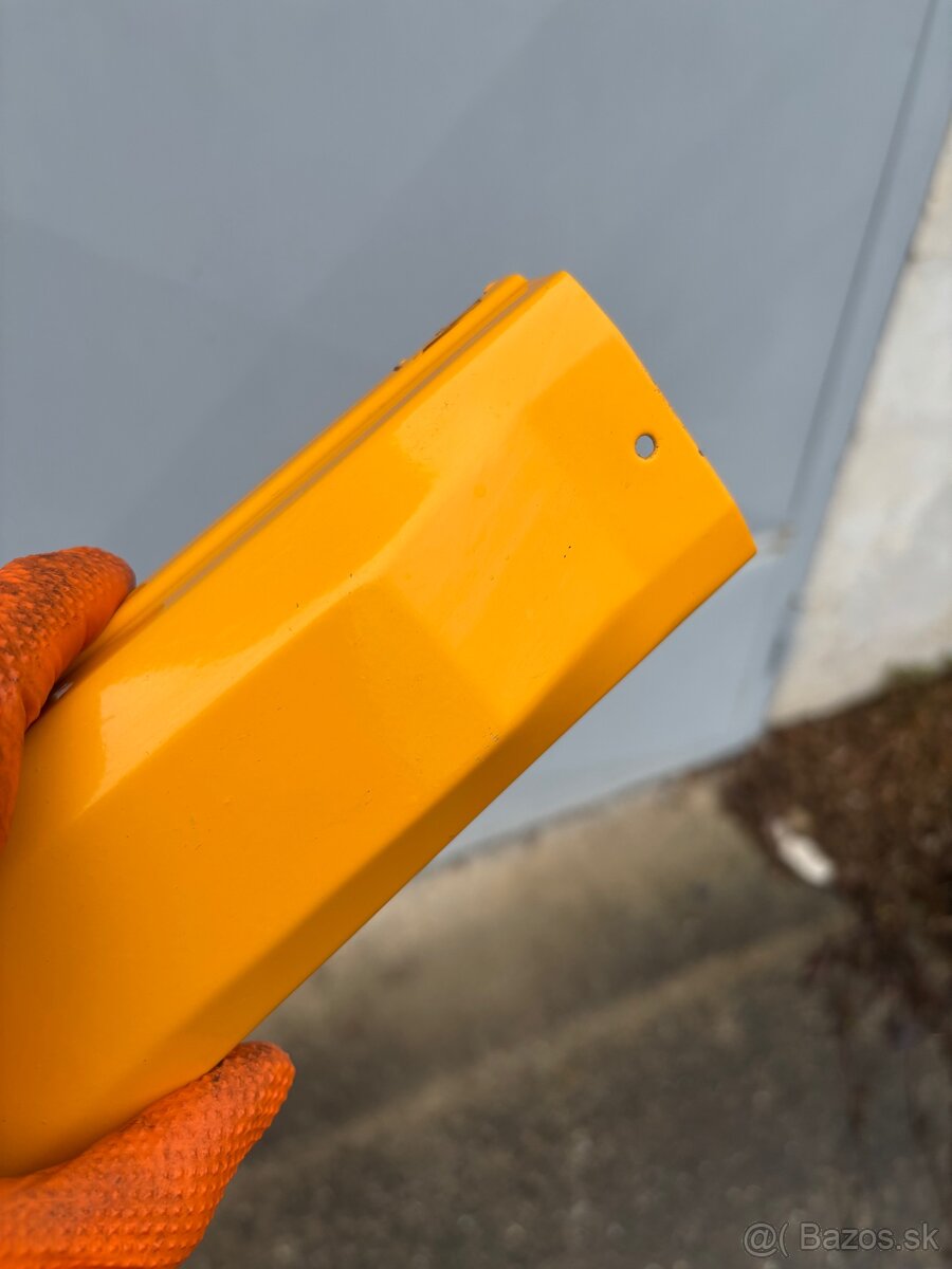 Babetta 207 prsíčka/kryt pod nádrž - 5