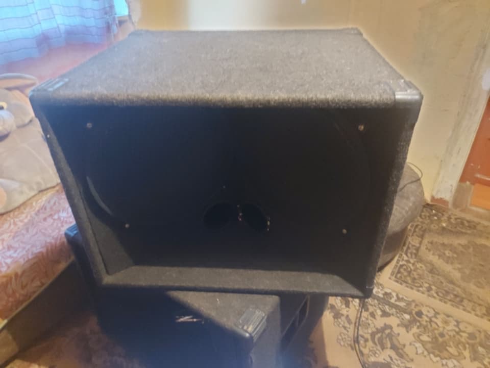 Bass Reproduktor - 5