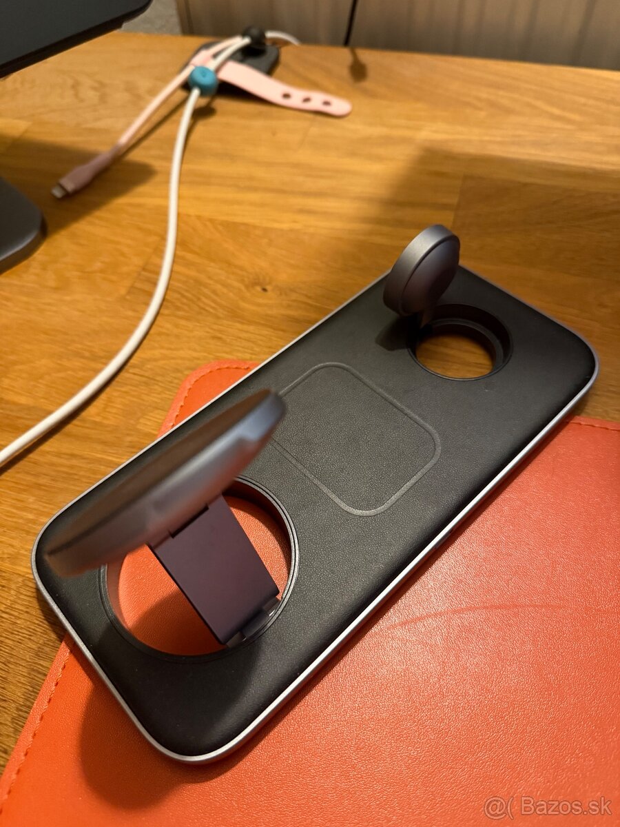 Satechi Qi2 Trio Wireless Charging Pad - Space Gray - 5