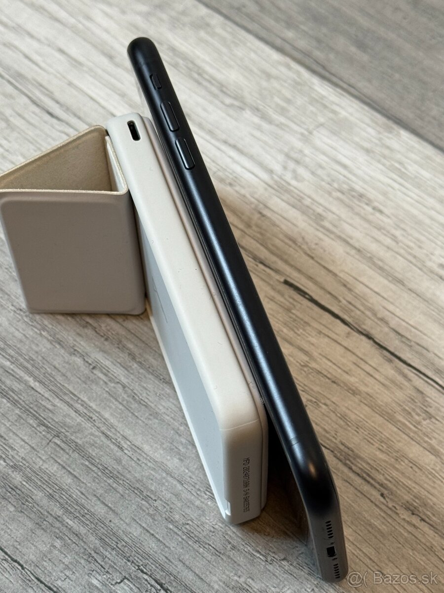 Apple iPhone XR 128 GB Black - 5