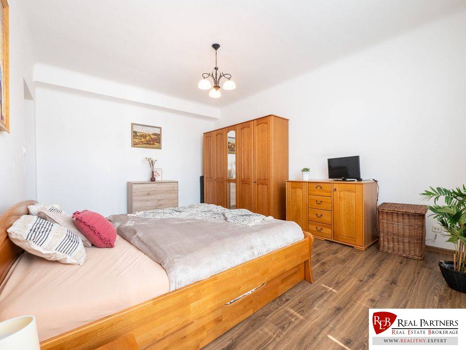 REB.sk ponúka na predaj veľký 2izb. byt na začiatku Vajnorsk - 5