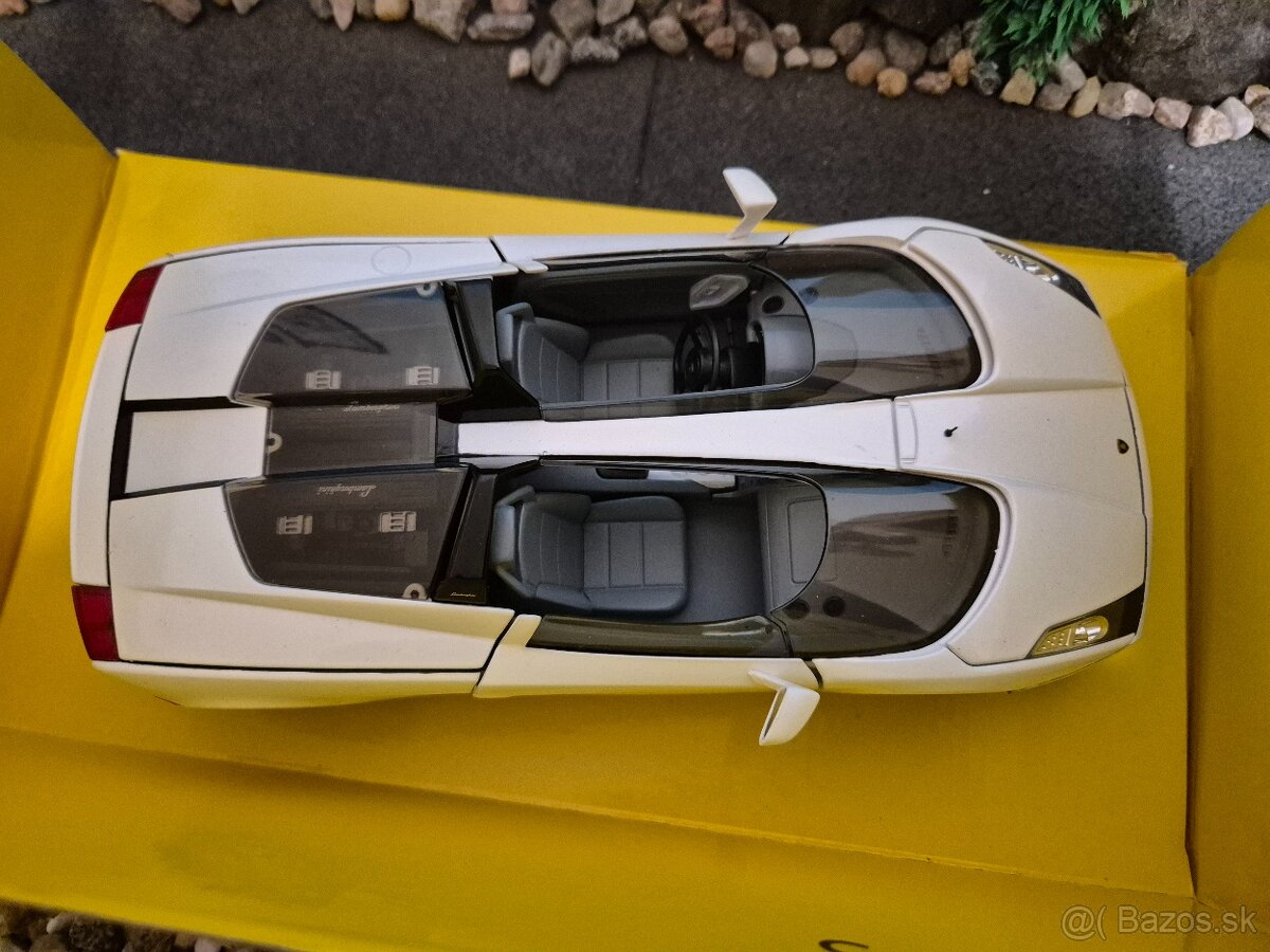 Prodám model 1:18 Lamborghini gallardo concept S - 5