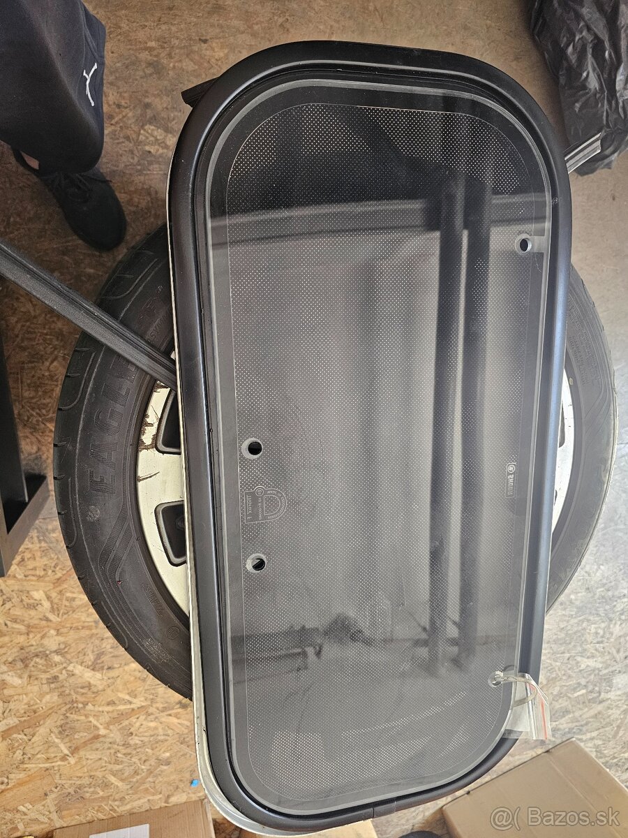 Strešné okno Škoda Favorit - 5