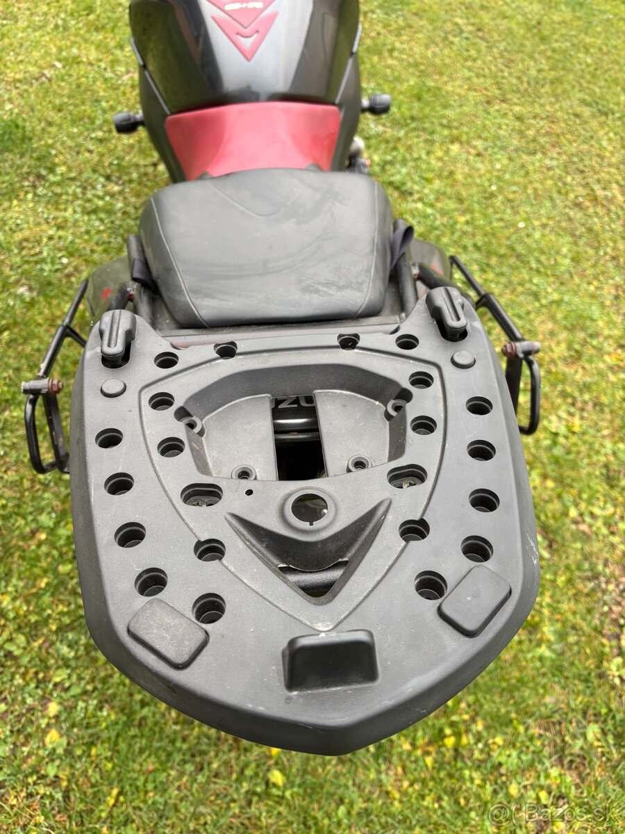 Predám SUZUKI GSR 600 - 5