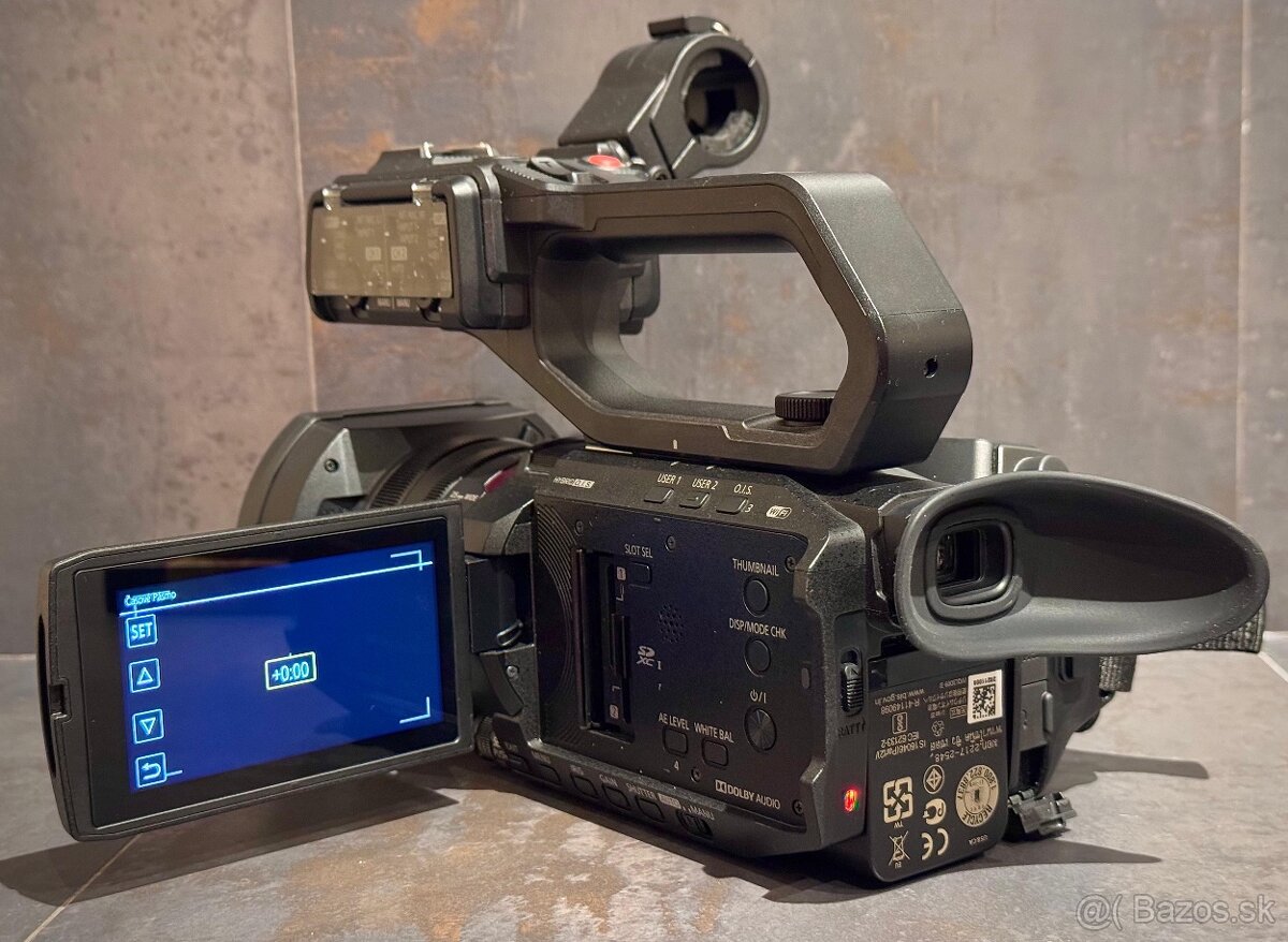 4K kamera Panasonic HC-X2000 + Raynox 0.7 Wide + CINE-X CPL - 5