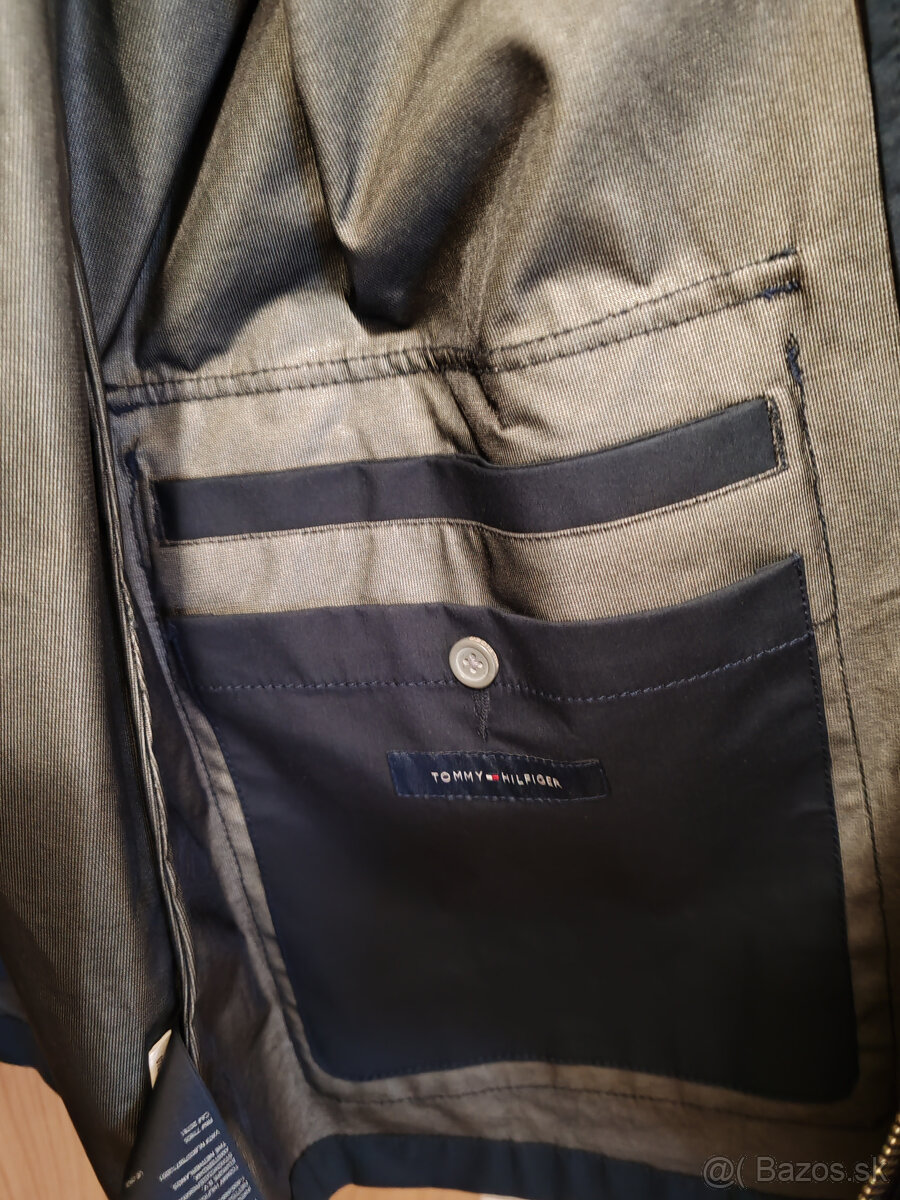 Predám kabát Tommy Hilfiger - 5