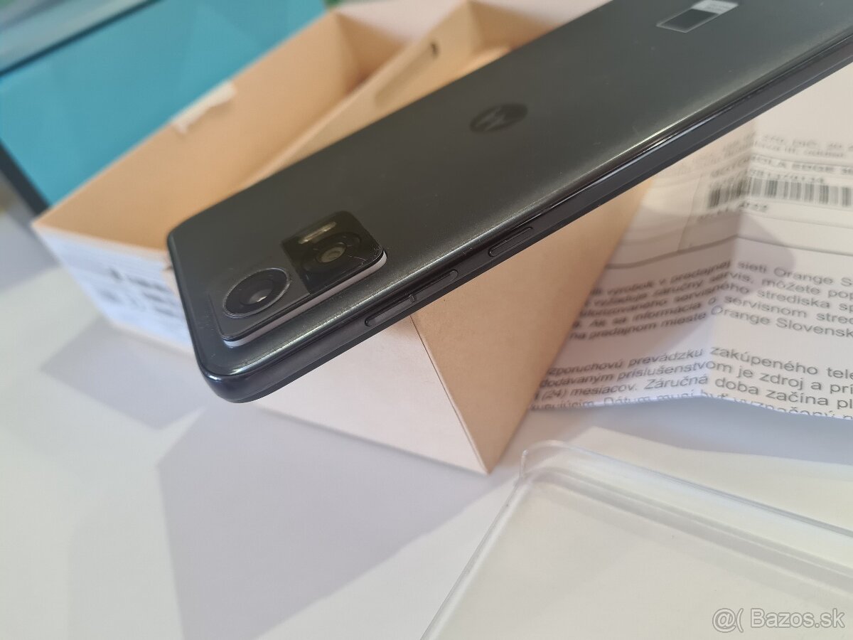 Moto Edge 30 neo, 8/128 GB - 5