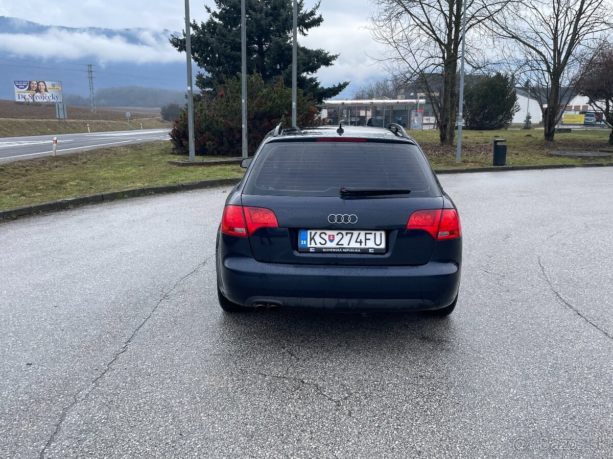 AUDI A4 - 5