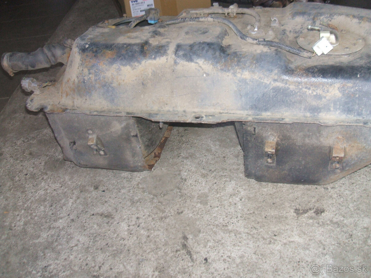 MITSUBISHI PAJERO PININ - 5