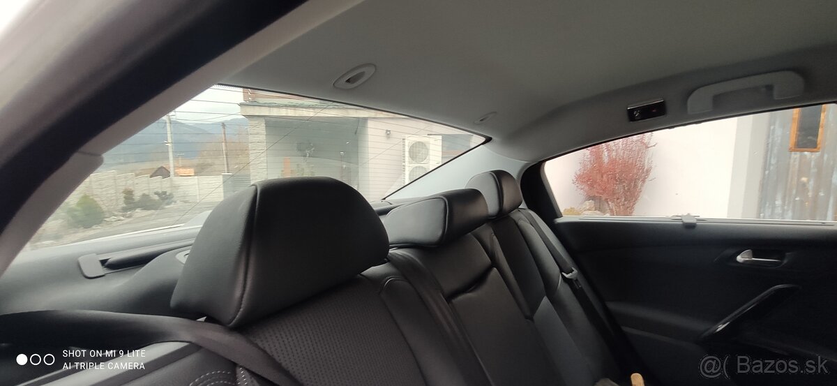 Peugeot 508 Hybrit 4x4 - 5