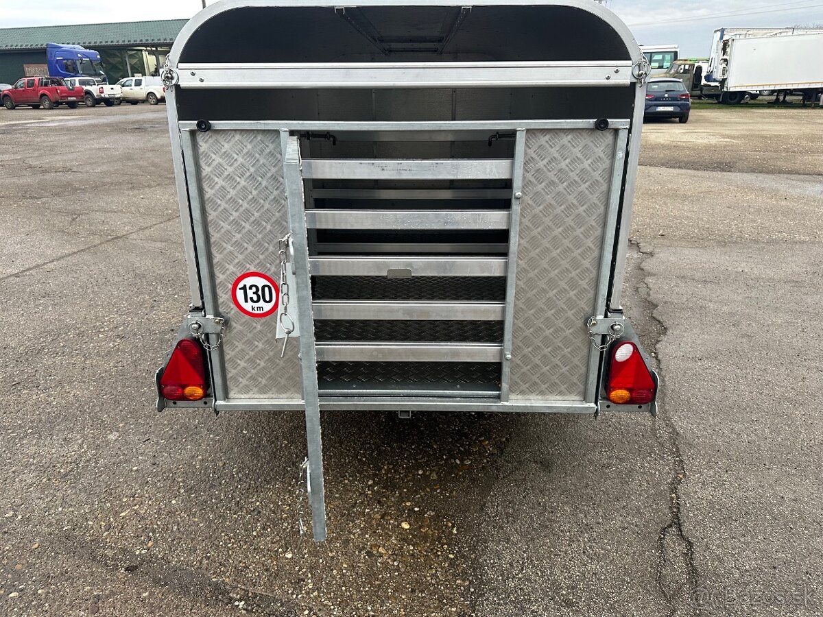 IFOR WILLIAMS na prepravu oviec VIN 935 - 5