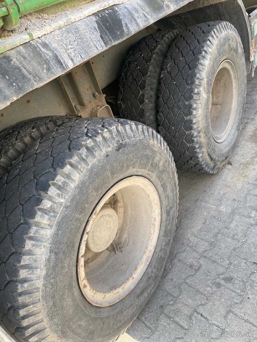 12R20 pneumatiky komplet obuté aj s diskami - 5