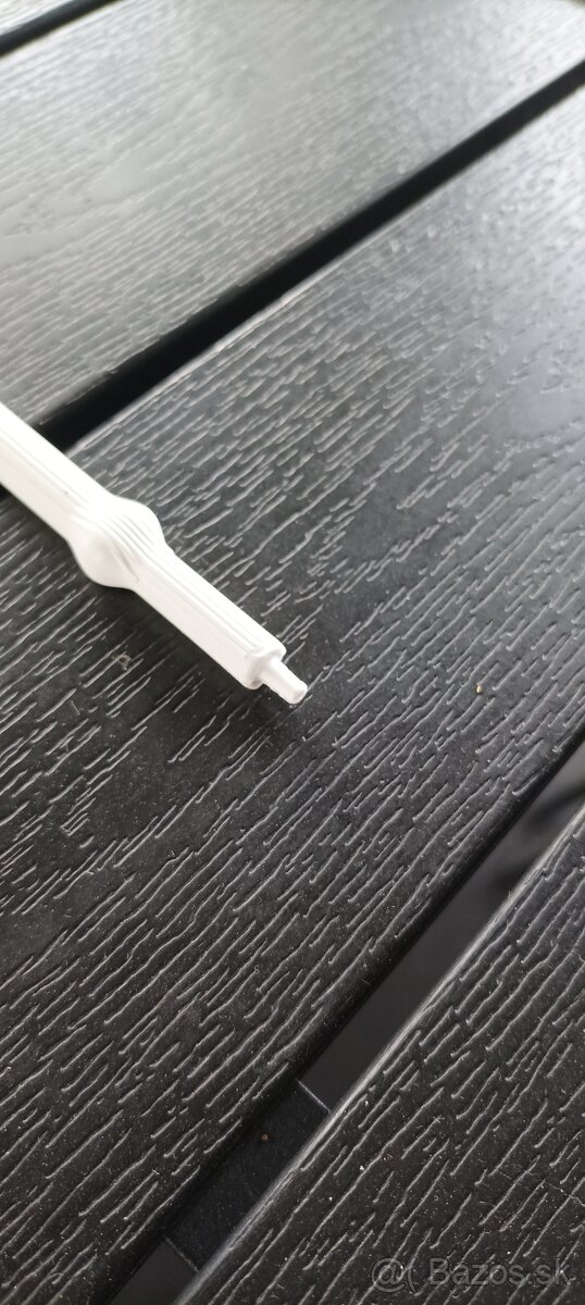 Krmítka 2gr , ( kanárik ) - 5