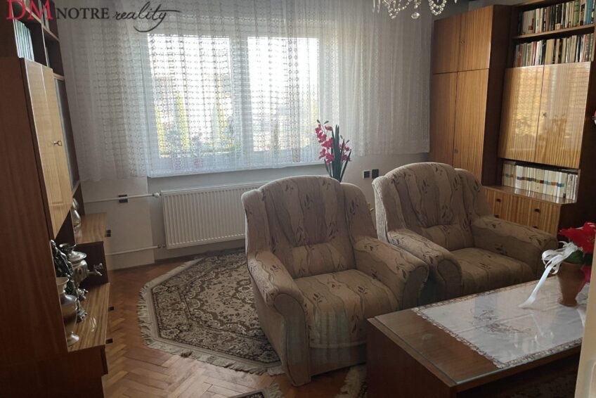 🏡 Priestranný tehlový dom s veľkým pozemkom –Panické Dravce - 5