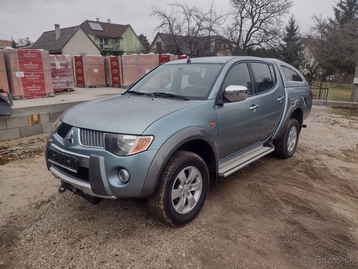 MITSUBISHI L200 2.5 TDI 4X4 MOD ROK 2007 - 5