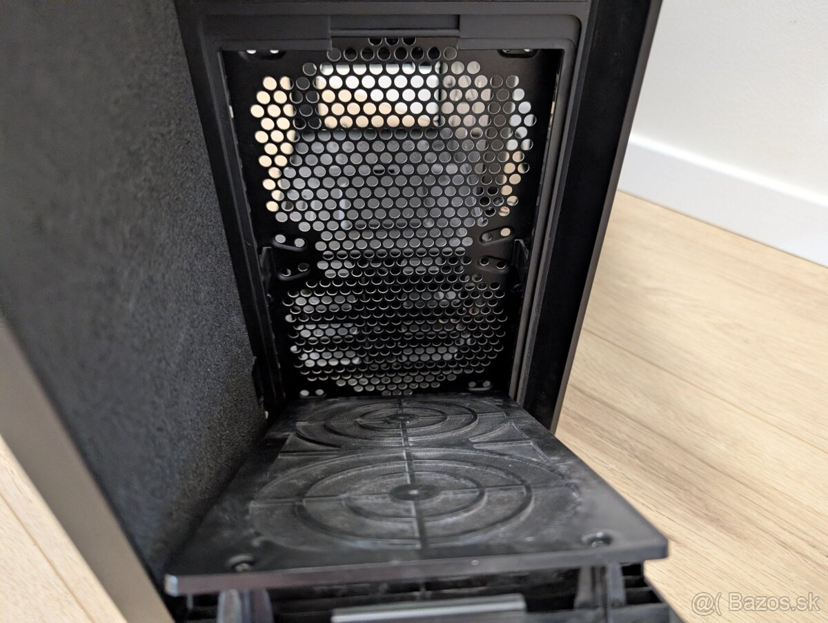 Cooler Master Centurion Silencio 550 – odhlučnená skrinka - 5