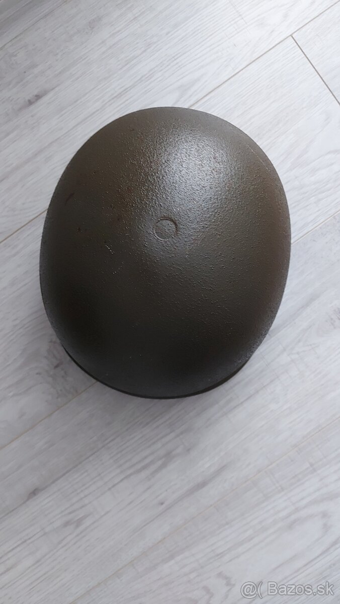 Vojenská prilba - 5