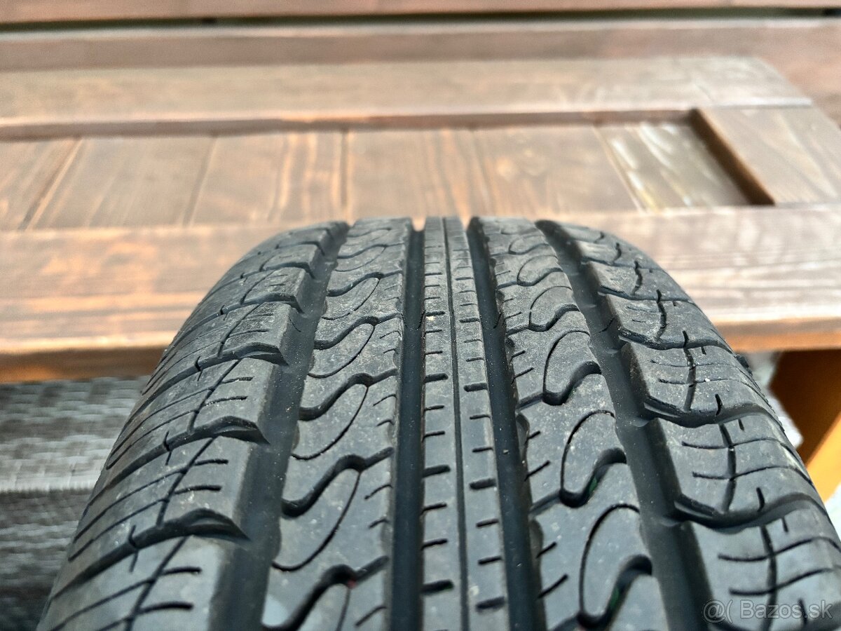 Pneumatiky 215/ 65 R16 - 5