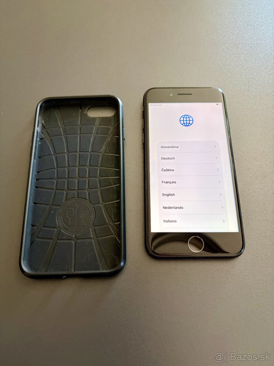 Predám iPhone SE (2020), 64 GB, čierny - 5