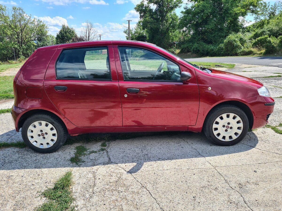 Fiat Punto 2009 1,2 8v benzín klíma - 5