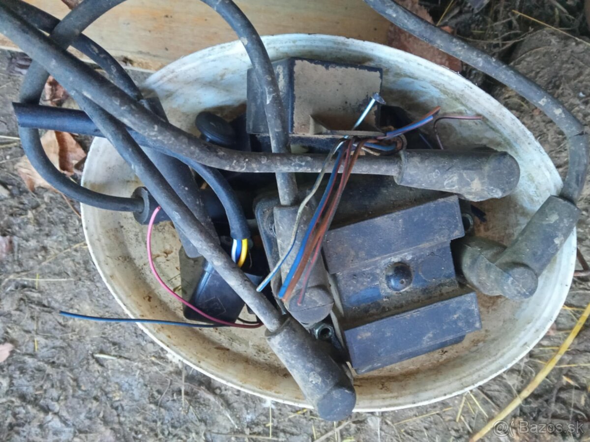 Predam nahradne diely lada niva 1.7i - 5