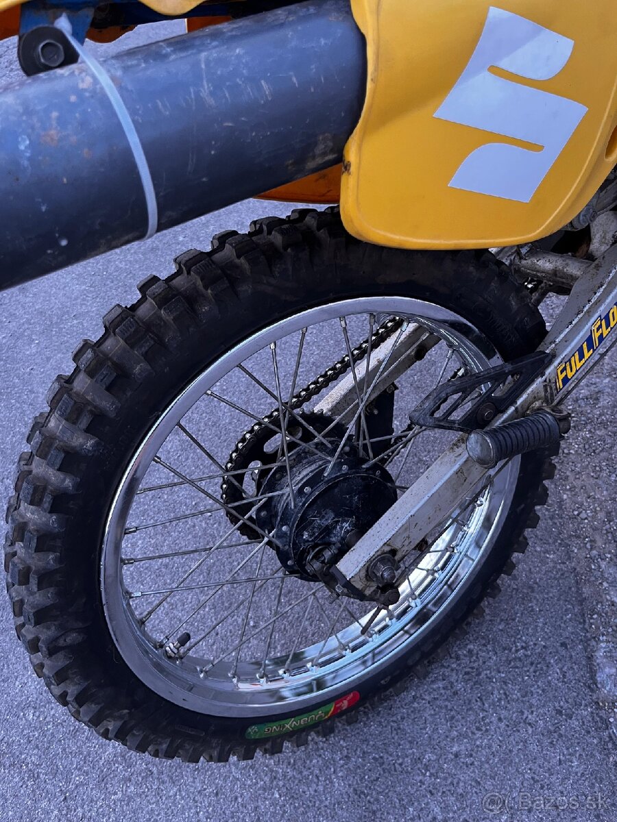 Suzuki ts80x