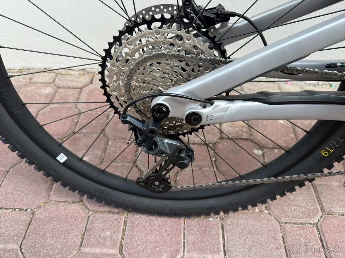 Celoodpružený Specialized Stumpjumper 15 veľ. S4 - 5