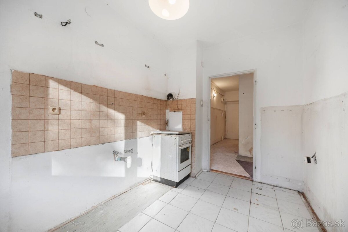 Priestranný 3-izbový byt s výhľadom do lesa - 5