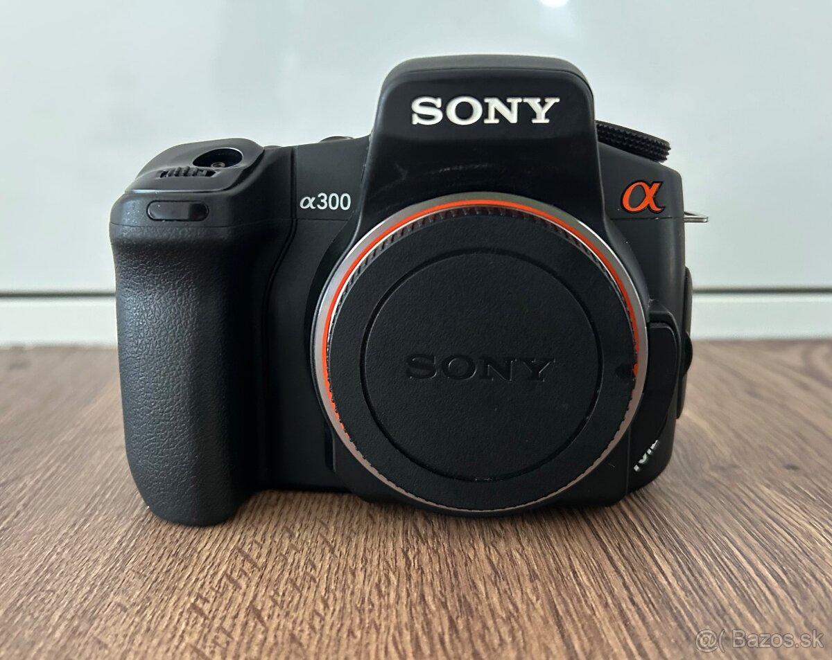 Predám Sony A300 s dvomi objektívmi – ideálne pre začiatočn - 5