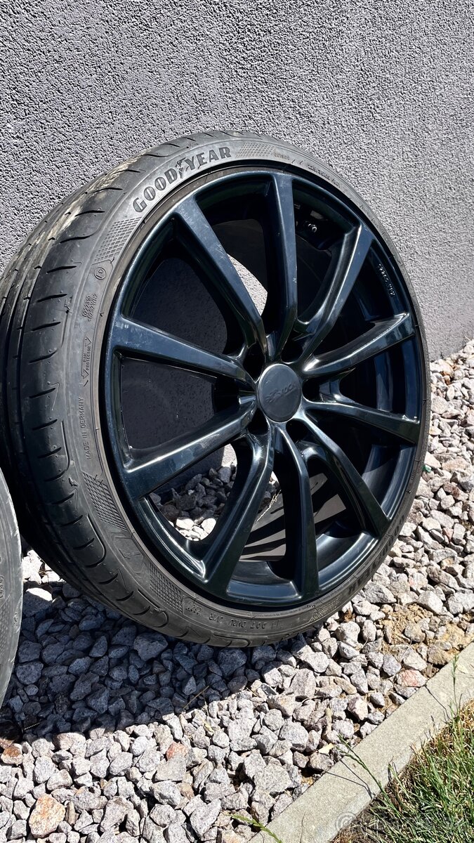 Brock 5x112 R19 8,5J ET45 - 5