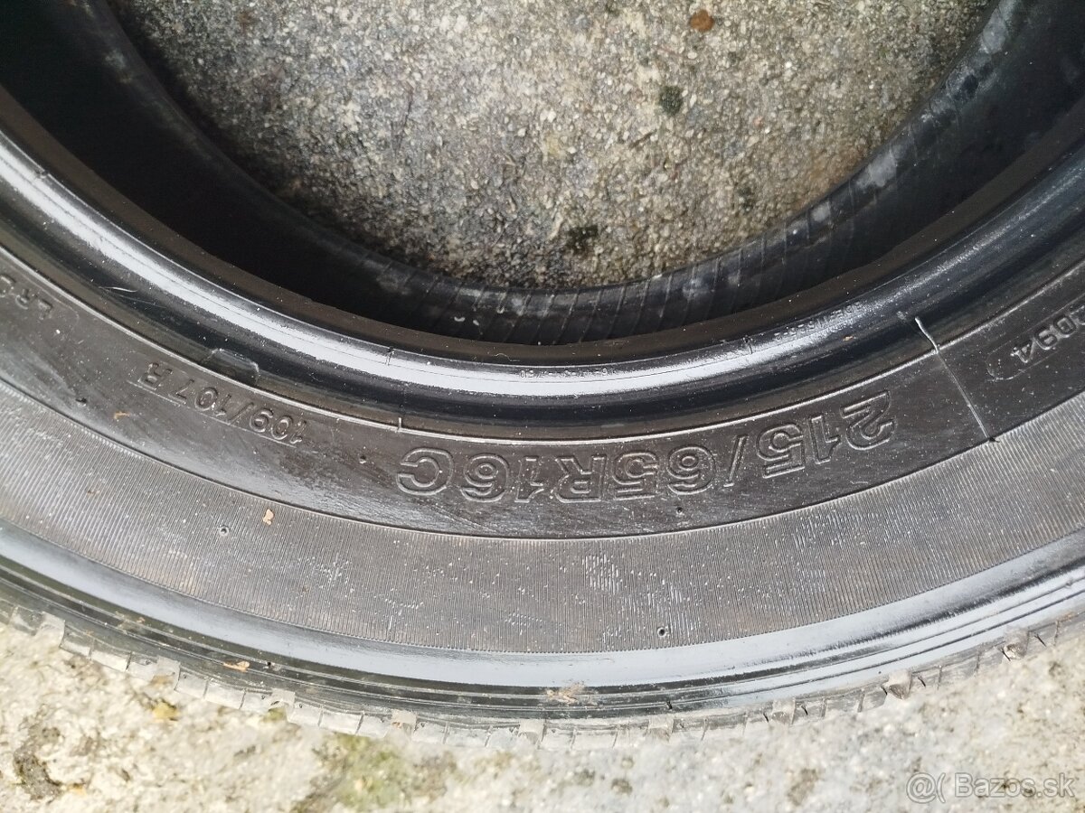 Predám pneumatiky zimné VANHAWK 215/65R16 - 5
