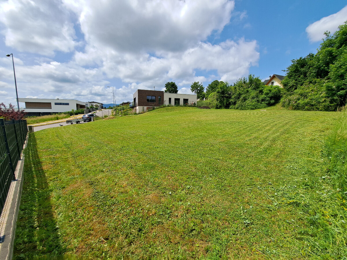 Stavebný pozemok v Banskej Bystrici, so stavebným povolením. - 5