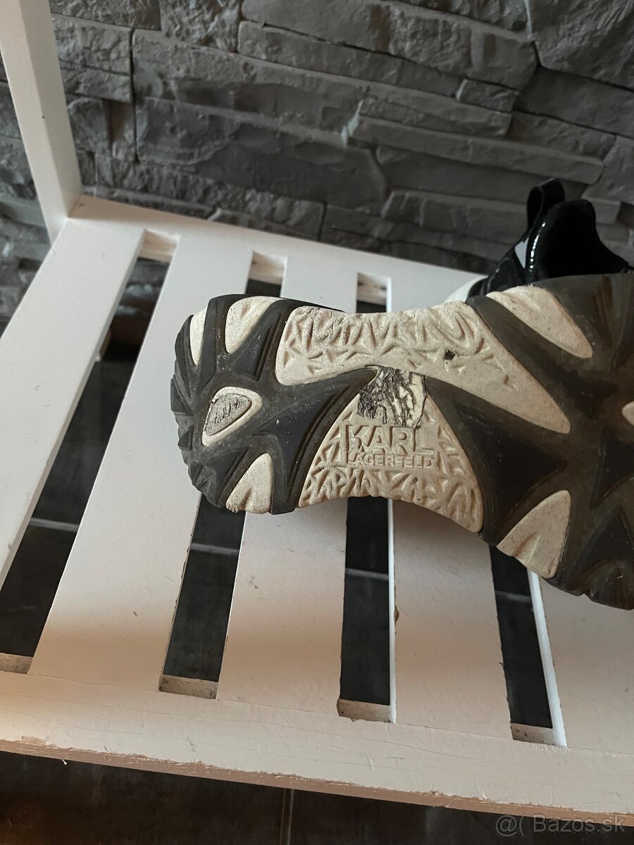 Karl Lagerfeld v.37 - 5