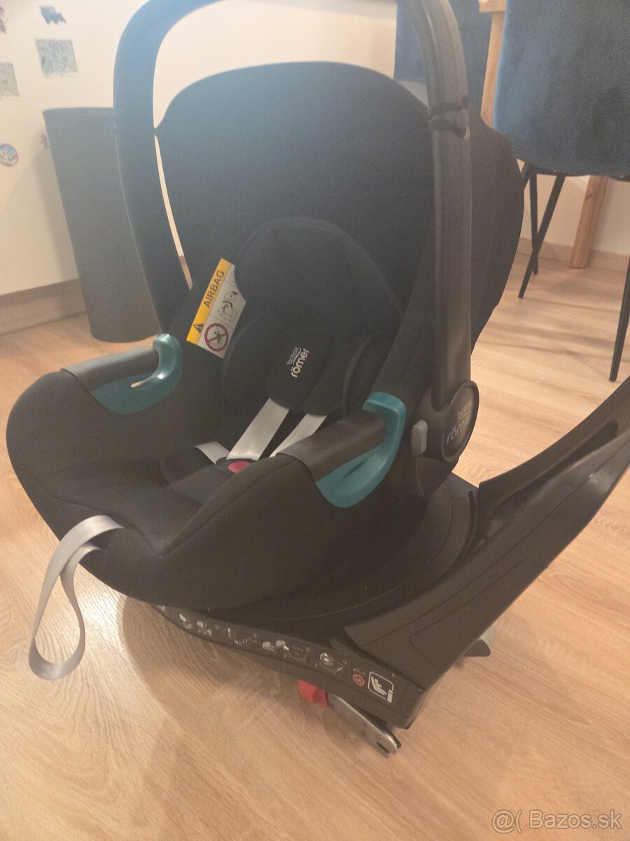 Britax Römer BABY-SAFE 3 i-Size Bundle Flex iSense - 5