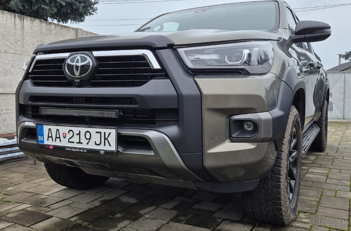 Hilux 2,8 - 5